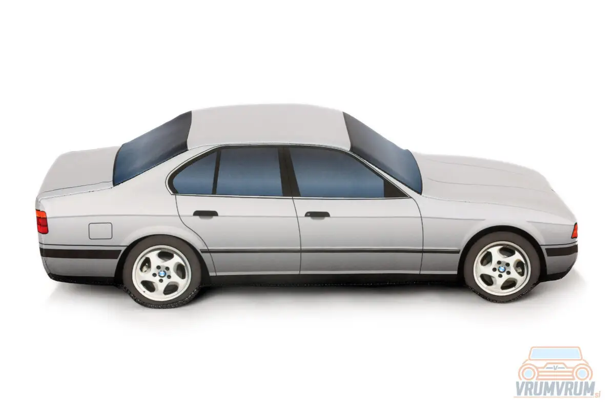 BMW M5 E34 coussin décoratif vrumvrum